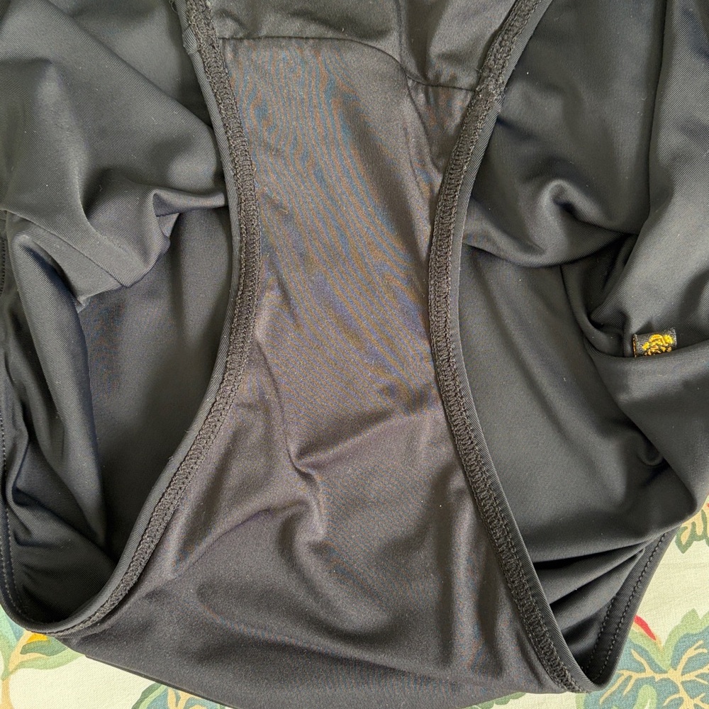 NWOT LA VIE EN ROSE ONE PIECE BATHING SUIT - Picture 10 of 11
